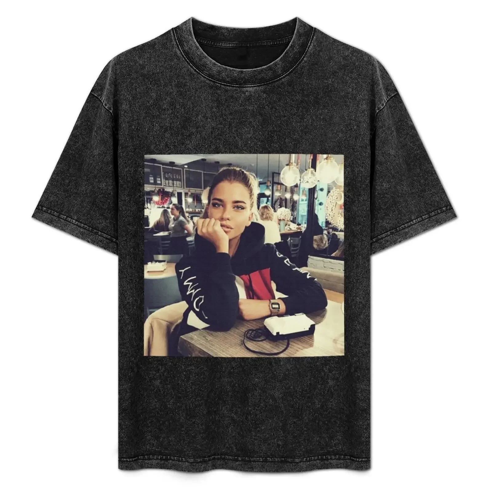 

Adriana Lima T-Shirt luxury clothing labubu summer 2025 custom shirt oversized graphic tee shirts graphic tee men