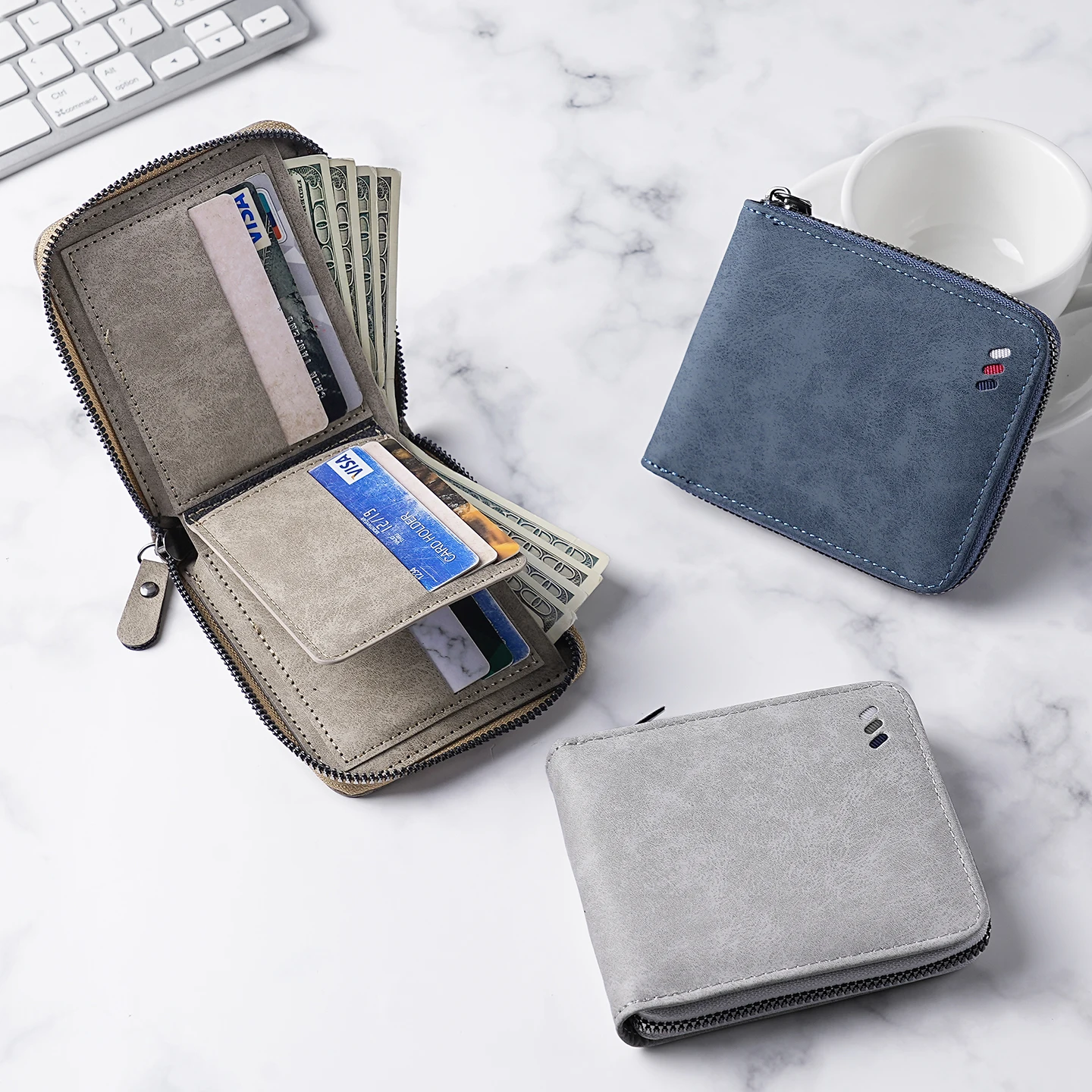 

New High-Capacity Men's Wallet - Multi-Card Organizer with Anti-Theft, Anti-Skimming & Anti-Demagnetization Features