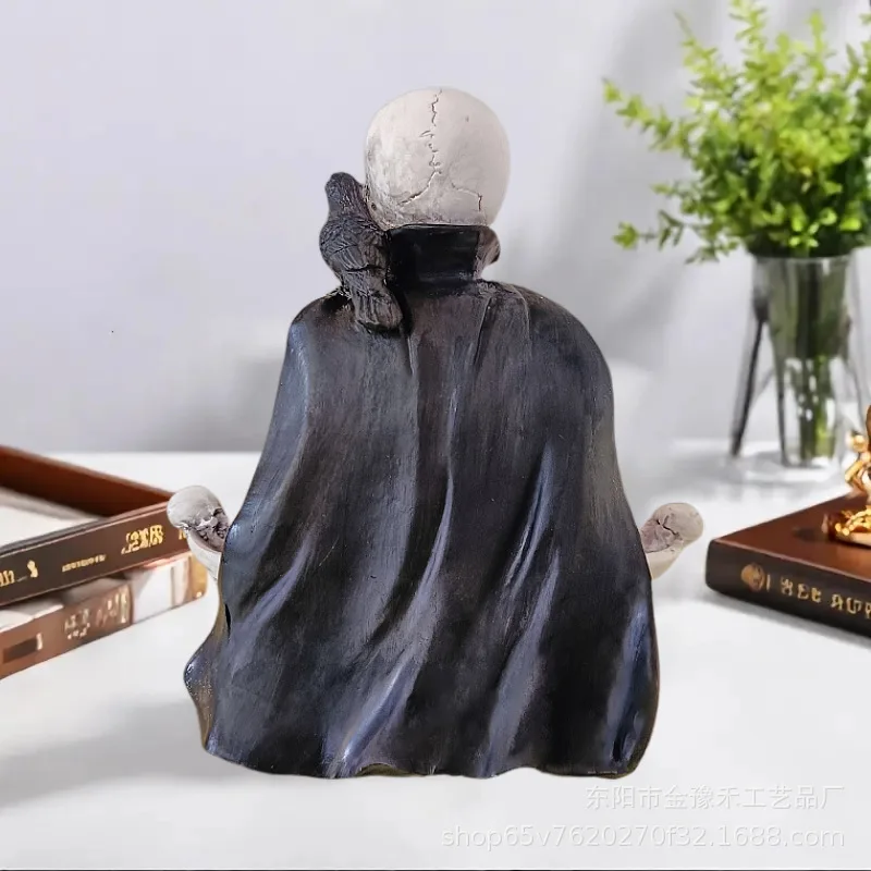 New Halloween Gifts Cloak Skull Tray Tabletop Storage Ornaments Resin Craft Ornament view 3