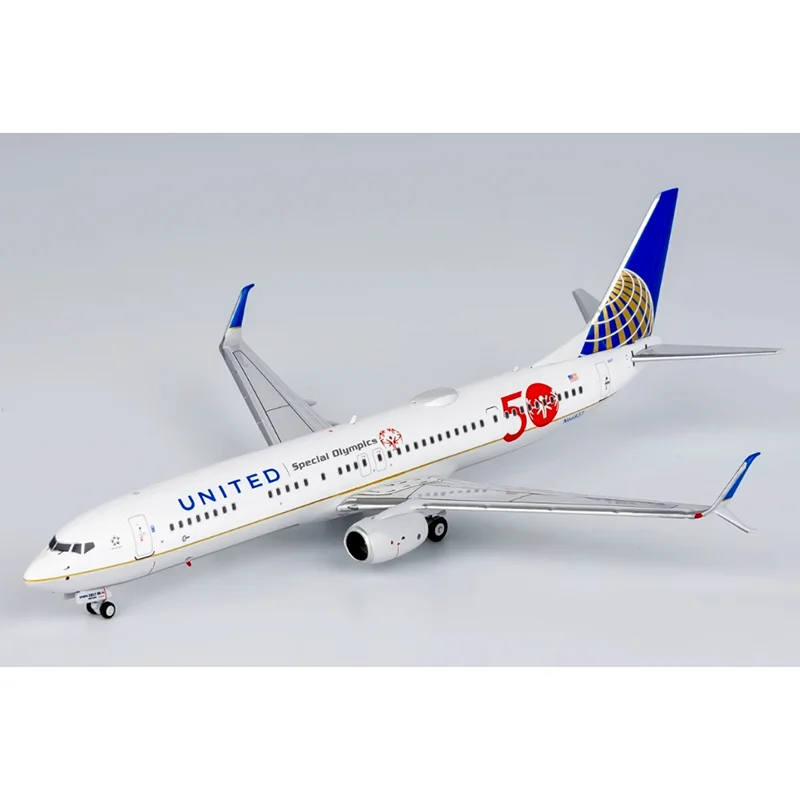 

Diecast Scale 1/400 79015 United Airlines B737-900ER N66837 Finished Passenger Aircraft Model Collection Display Decoration