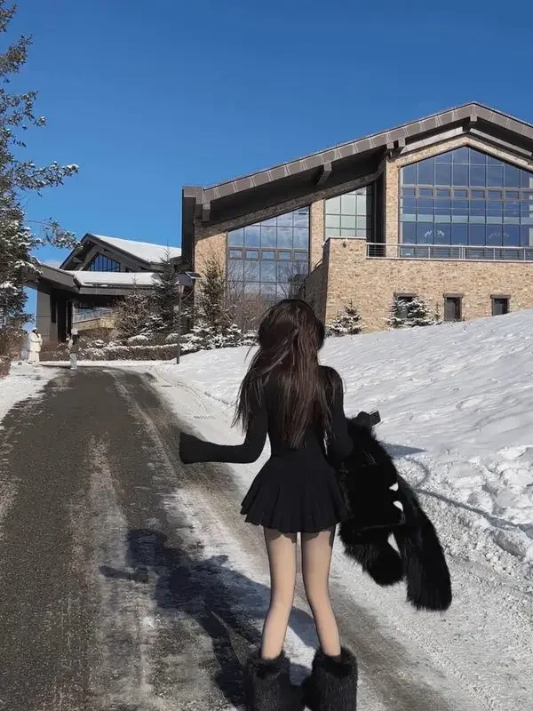 Otoño estilo coreano Sexy tejido nuevo vestido de una pieza mujeres cuello en V Vintage elegante Mini vestido femenino vestido de baile ropa de diseñador 2024