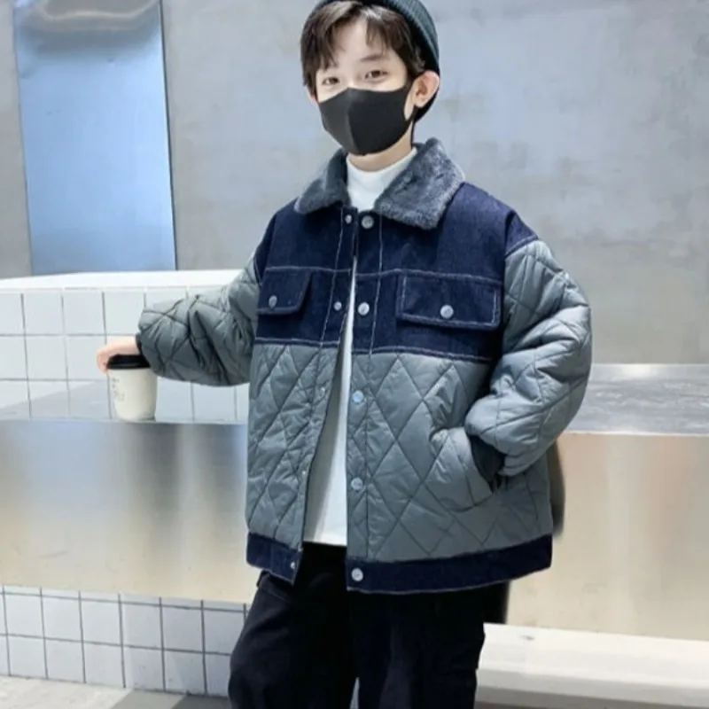 

Зимнее пальто для мальчиков с термофлисом, новый стиль 2025 года — утолщенная зимняя куртка для подростков, зимняя верхняя одежда для мальчиков 8–14 лет