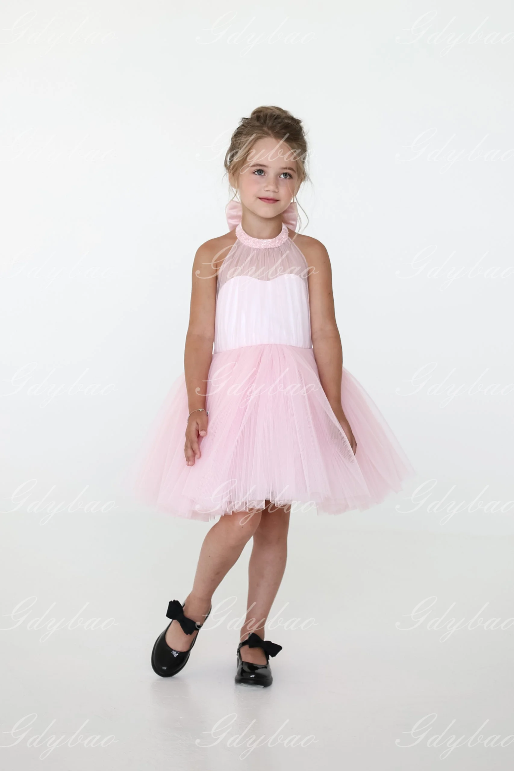 

Light Pink Tulle Flower Girl Dress For Wedding Backless Beading With Bow Kids Birthdday Party First Communion Ball Gowns