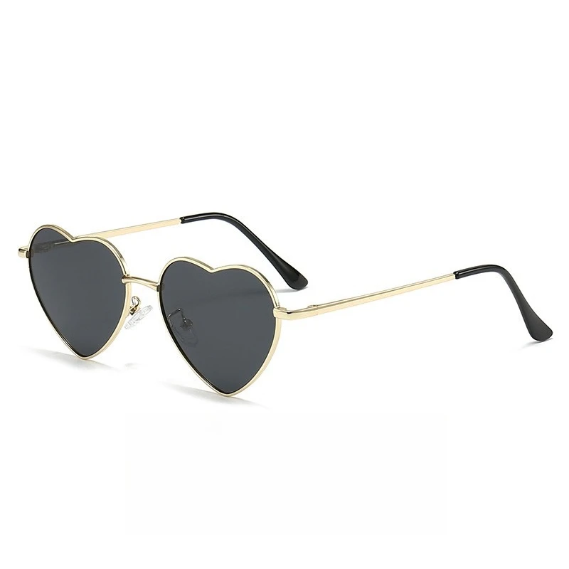 New Fashion Metal Sunglasses Women's Trendy Punk Style Peach Heart Eyeglasses Ultra Light Multi Color Glasses