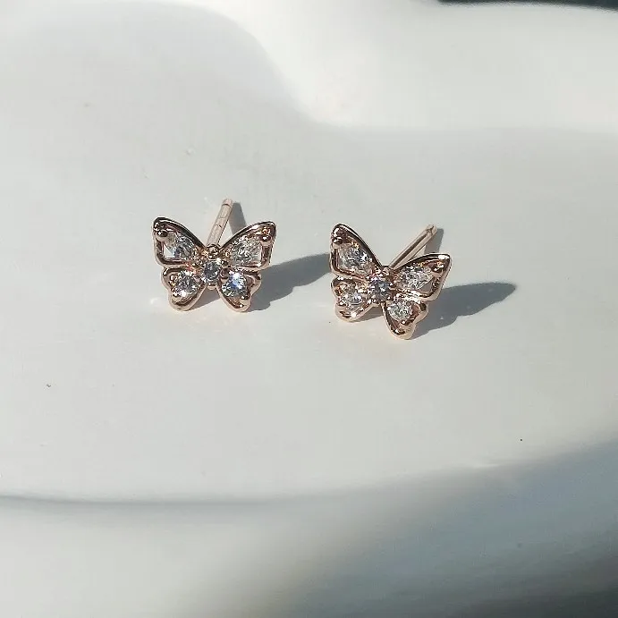 

Серьги-бабочки с бриллиантами и конским глазом, маленькие и изысканные, женские серьги