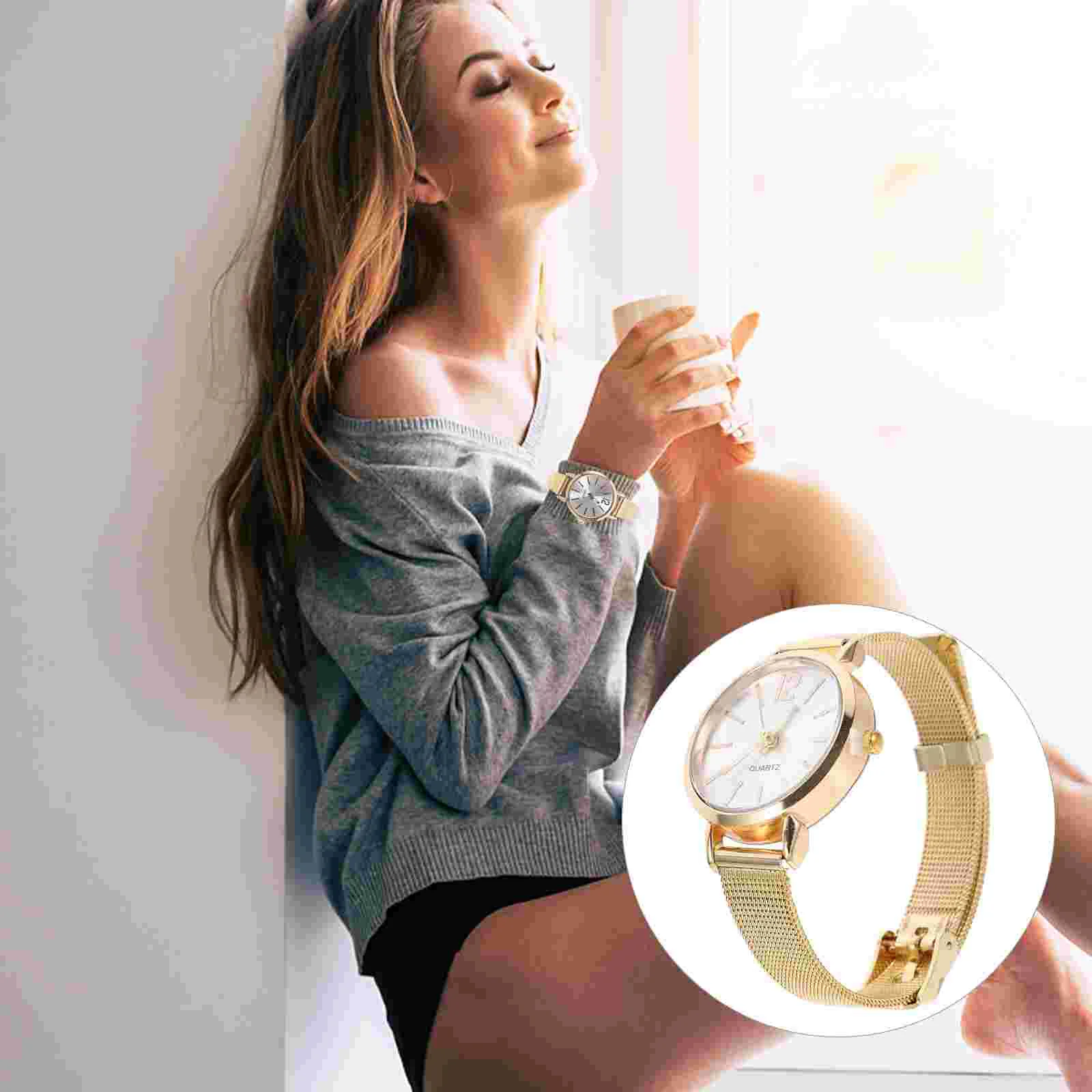 Relógios de quartzo com cinto de malha pulseira de ouro 2250X320X080CM com moda