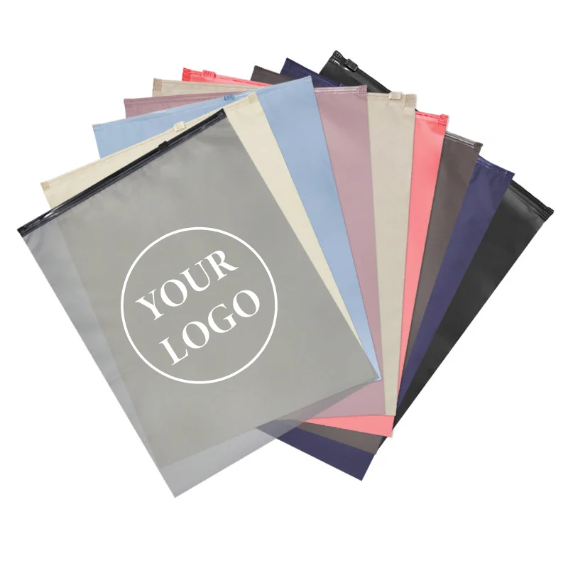 

50 шт. цветных матовых пакетов CPE на молнии для упаковки обуви, одежды и головных уборов, с возможностью нанесения логотипа на заказ