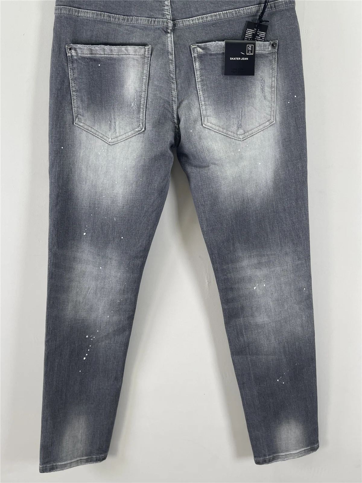 Рисунок 2 - 2023 Весна/Лето Новые джинсы D2 для модных мужчин