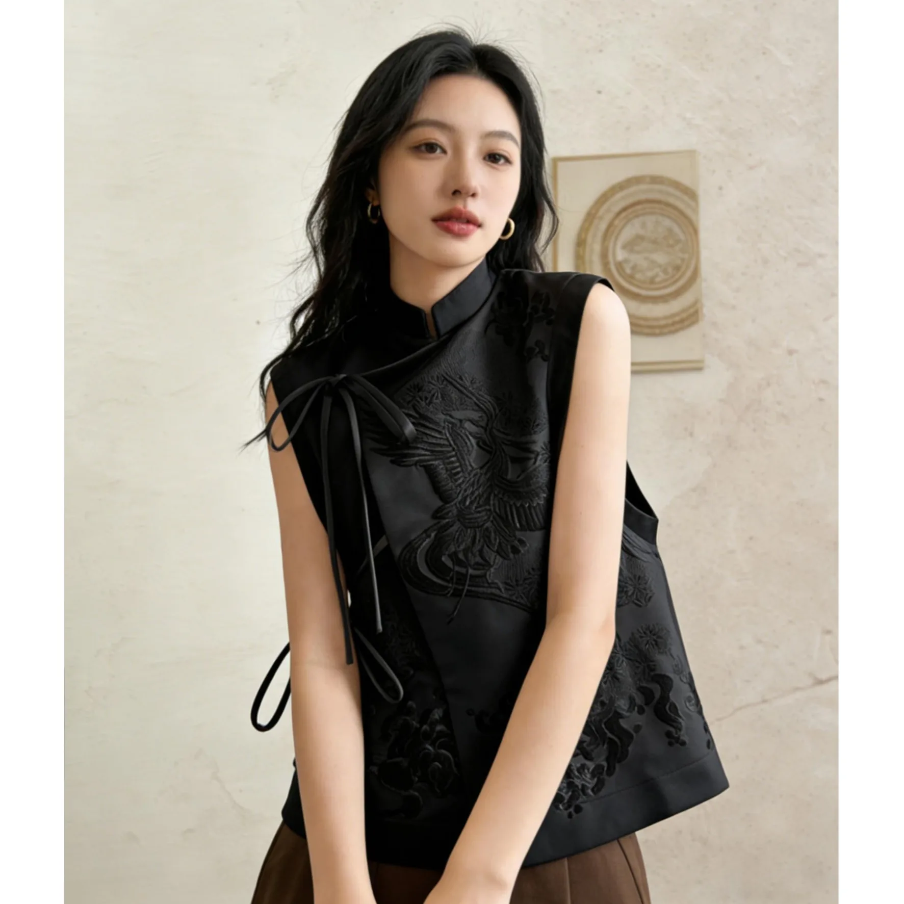 

New Chinese Style Women's Vest Jacket Spring Autumn New Style Retro Heavy Embroidery Belted White Crane Embroidery Top
