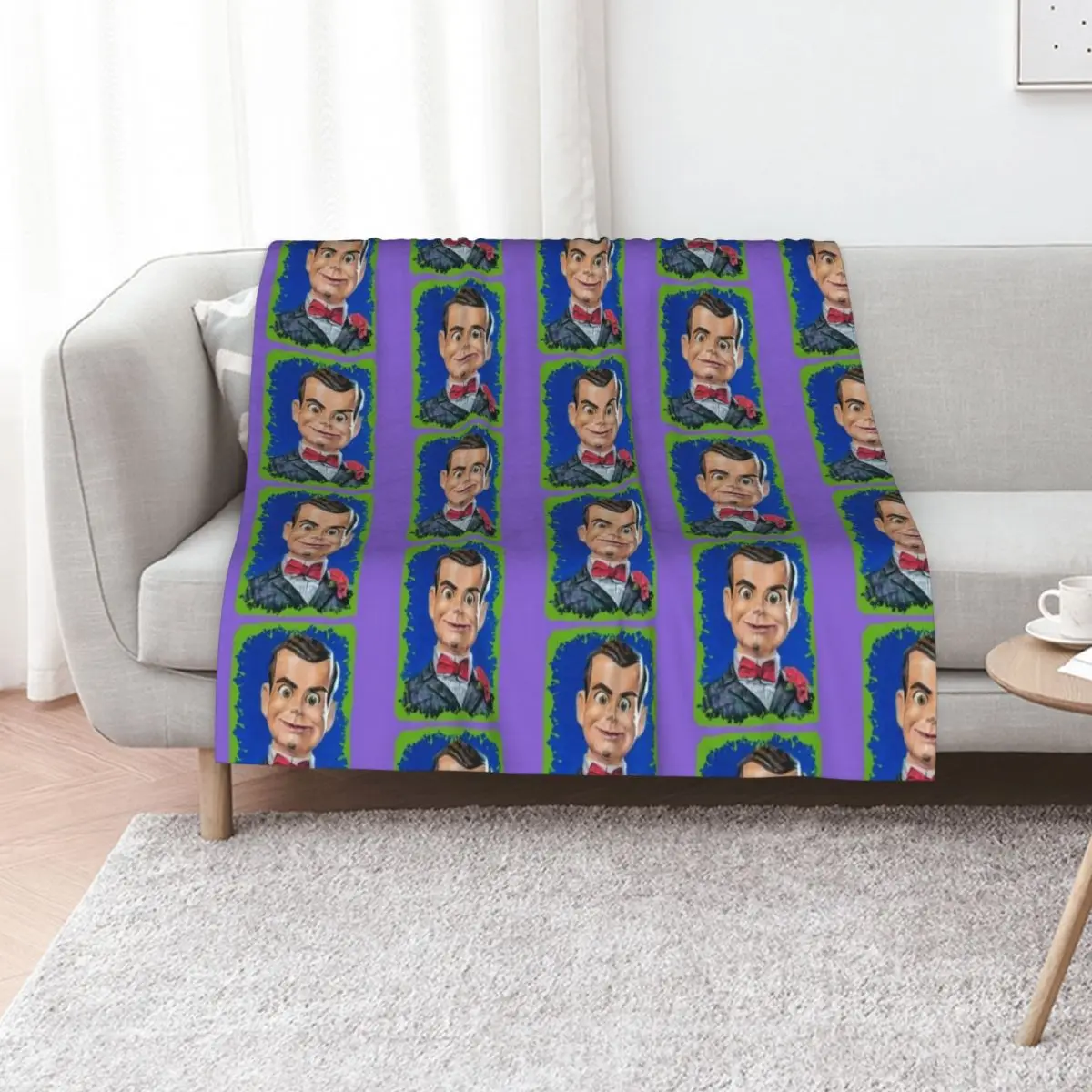 Spooky Ventriloquist Dummy monster slime Throw Blanket Luxury Brand Flannel Fabric Sleeping Bag for sofa manga Stuffeds Blankets