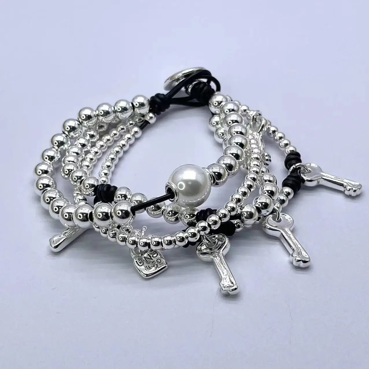 

UNOde50 Elegant Silver & 18K Gold Bracelet – High-End Glamorous Piece, Add Charm to Your Outfit, Budget-Friendly Price