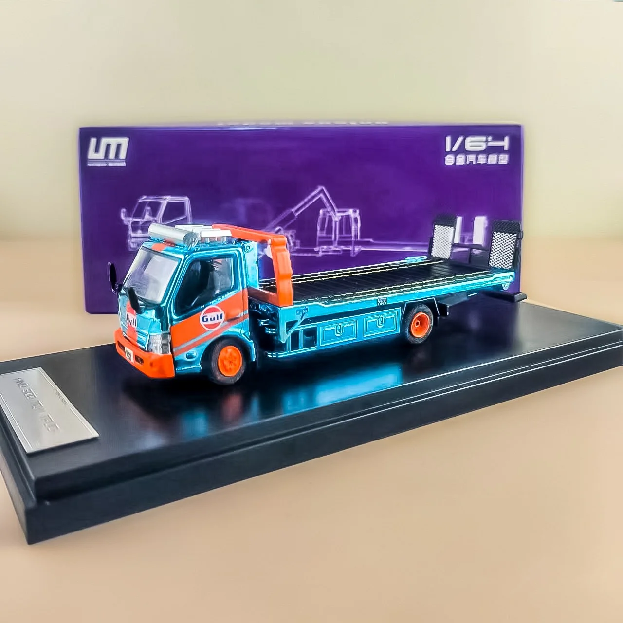 

UNIQUE MODEL 1:64 HINO 300 TOW TRUCK Gulf Transport Vehicle Diecast Model