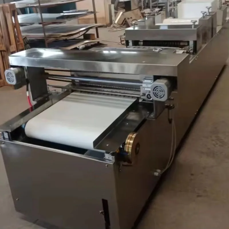 Automatische Wafer Biscuit Enrobing Line Weiße Schokolade Temperier- und Schmelzmaschine Obst Kekse Energie Müsli Bar Maker