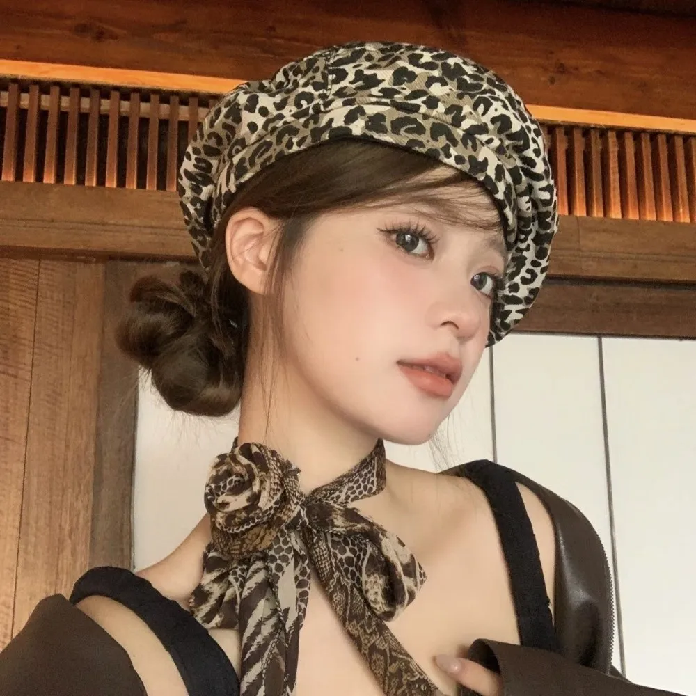 

Elegant Cloud Leopard Print Beret Y2K Korean Style Octagonal Cap Versatile Classic Painter Hat Streetwear