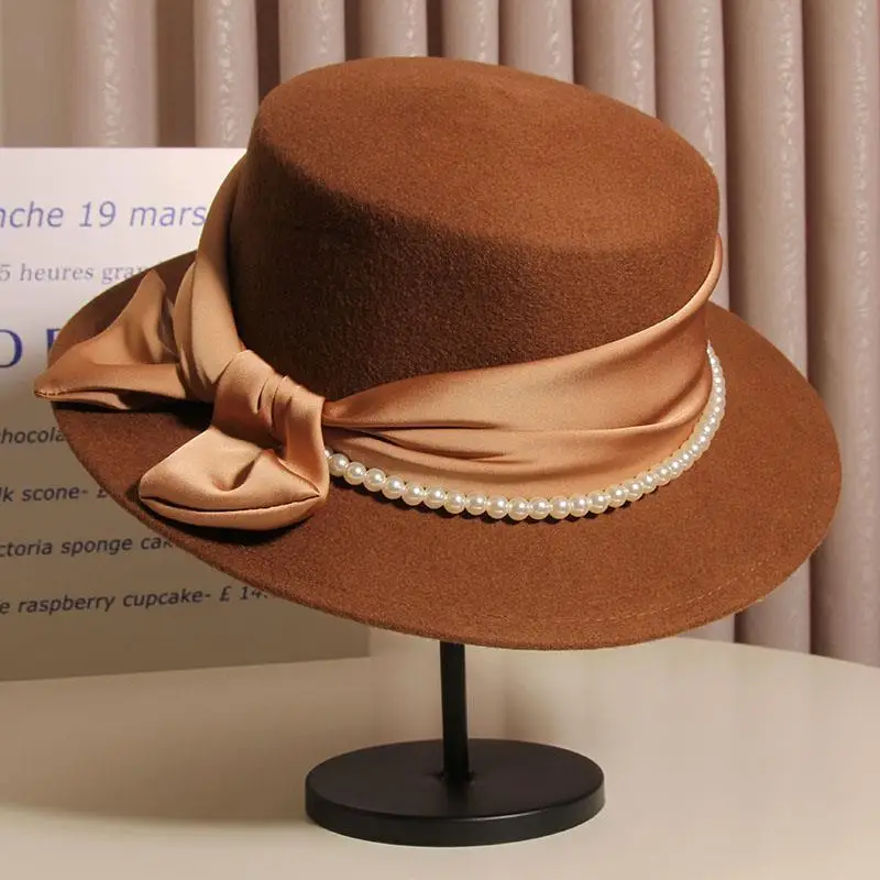 Herbst-Winter Französischer Leichter Luxus Perlen-Schleife Filz Flat-Top Formeller Hut Eleganter Britischer Stil Damenhut für Alltag Party Dating – Detail 13