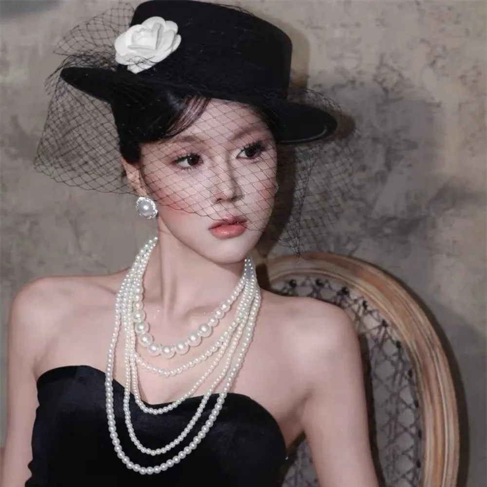 

Black Velvet Camellia Mesh Top Hat Flower Top Mesh Design Wedding Hats Retro Fashion Elegant Style Bridal Headwear