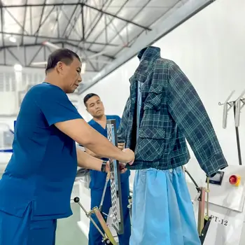 Komerční prádelna Automatická sada Žehlicí stroj s oporou těla 10 nejlepší prodej automatický žehlicí stroj - №3