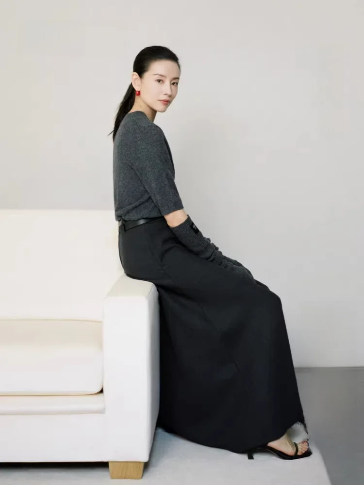 

Длинная юбка Cloud Wool из серии Ele Wardrobe от Edition, из смесового полиэстера, с завышенной талией, однотонная, зимняя коллекция