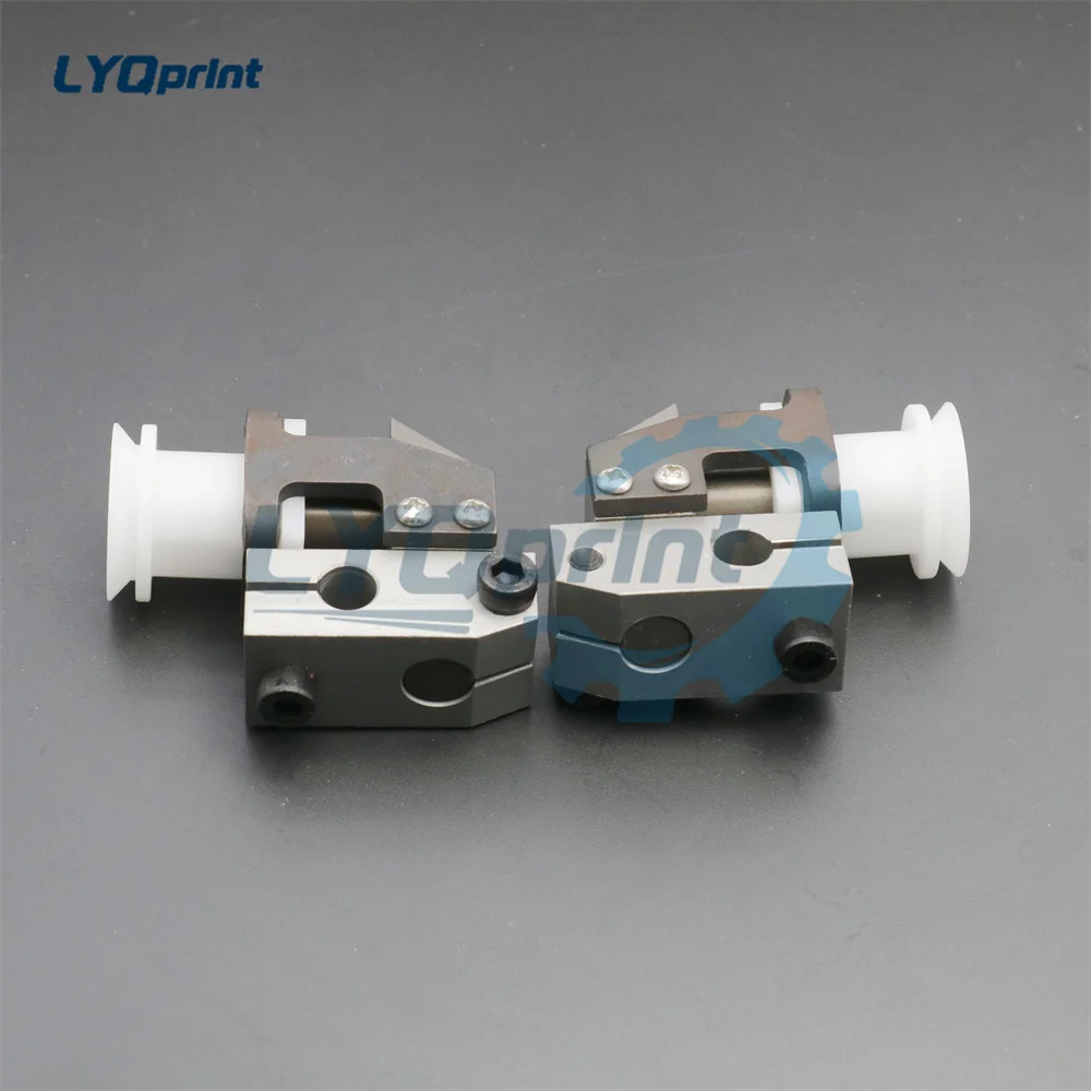 

1 пара сакурайских присосок для деталей печатной машины