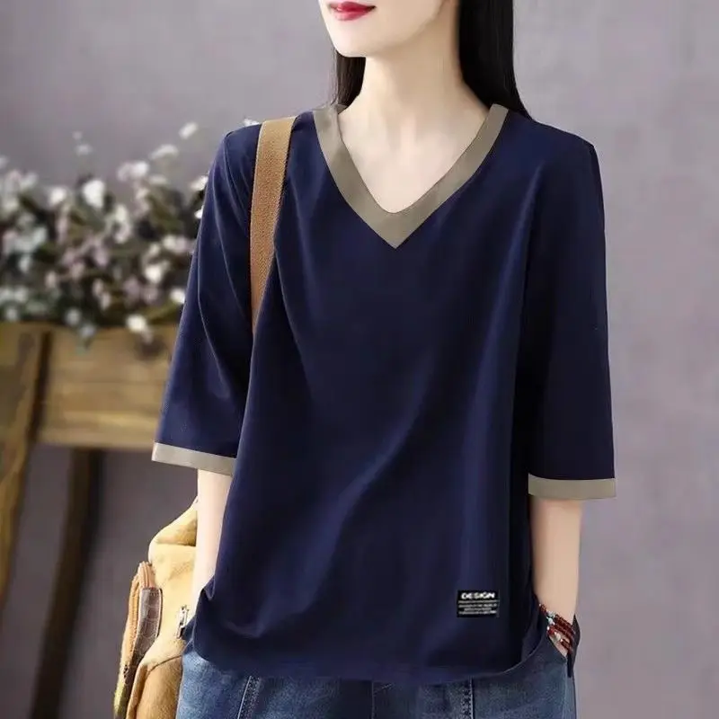 

Pure Cotton Fashion Color-blocking V-neck Mid-sleeved T-shirt for Women Belly-covering Versatile Five-point Sleeve Top