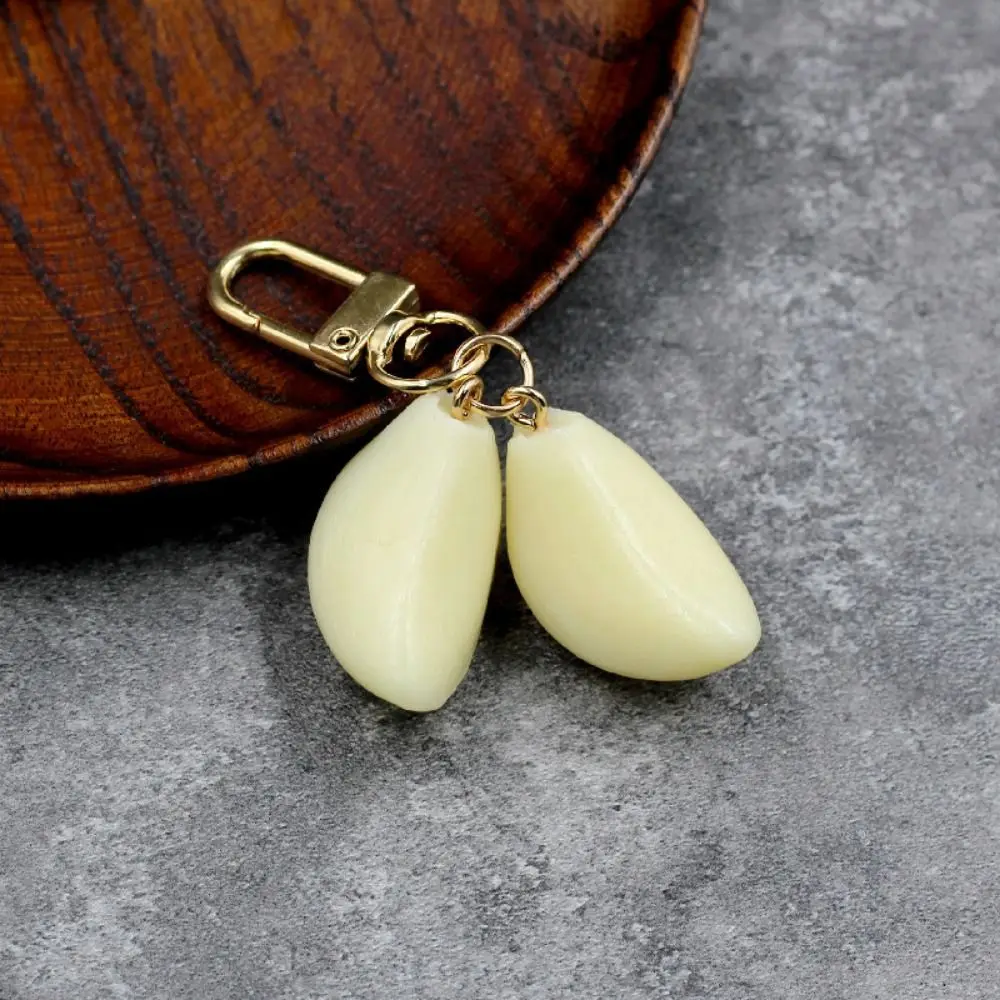 Simulated Food Pendant Simulation Garlic Keychain Unique Funny Vegetable Shape Keyring PVC Creative