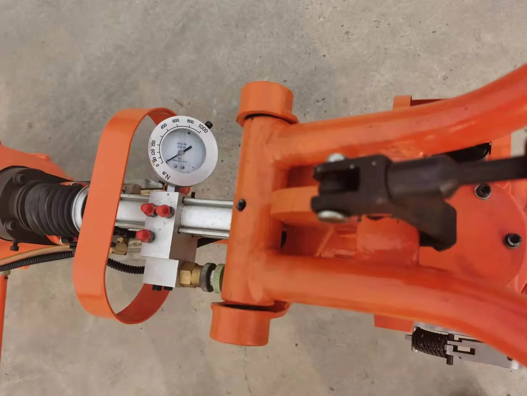 الثقيلة NLB-600 السكك الحديدية مقبس واحد تأثير وجع العالمي مفتاح الطاقة السكك الحديدية الترباس وجع