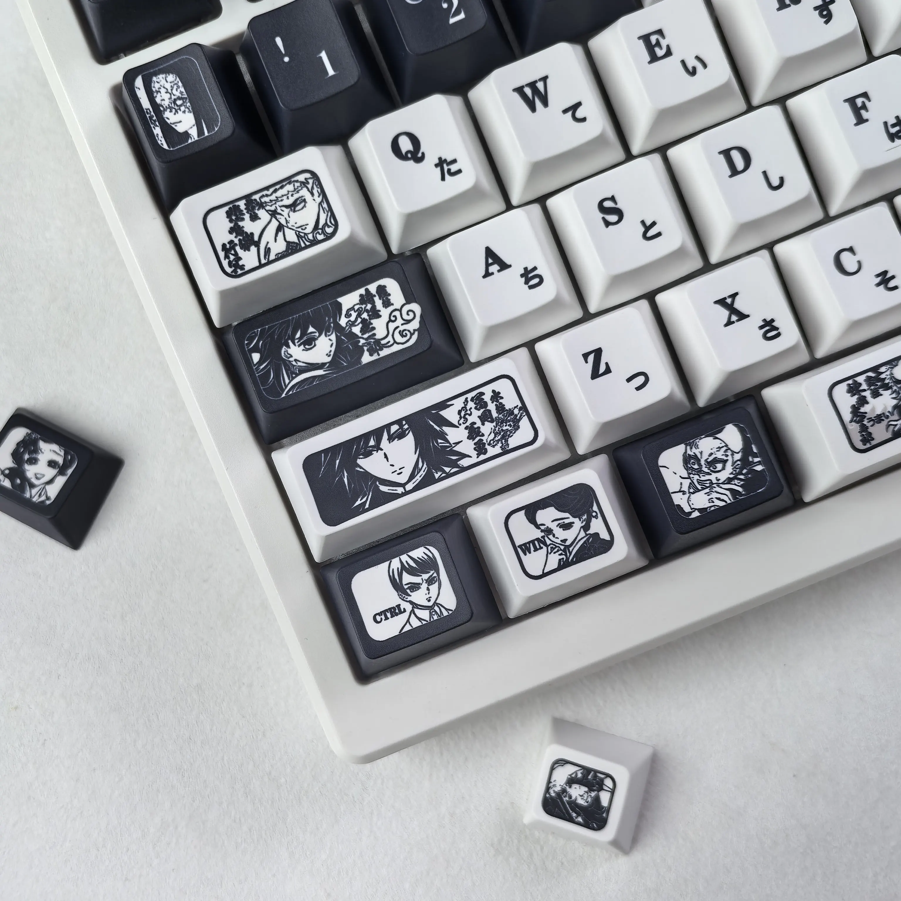 MAIMOOO Anime Keycaps Black And White Russian Korean Hangul Cherry Moa Hot Sublimation Keyboard Japanese Keycaps