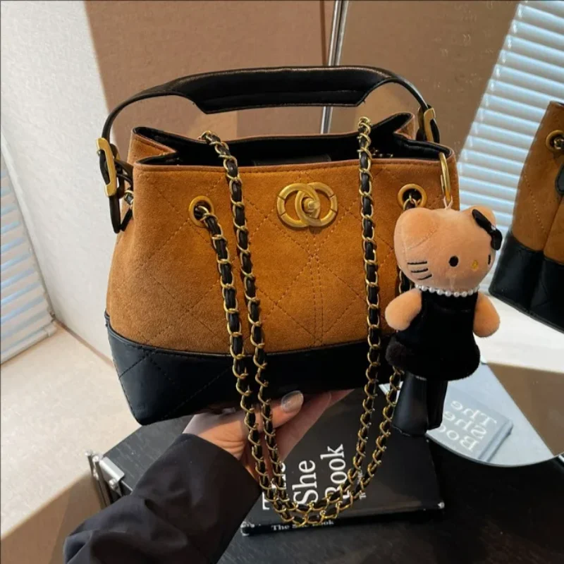 

2025 Retro Crossbody Bag Quilted Chain Stitch Tote Spacious Work Purse with Detachable Strap