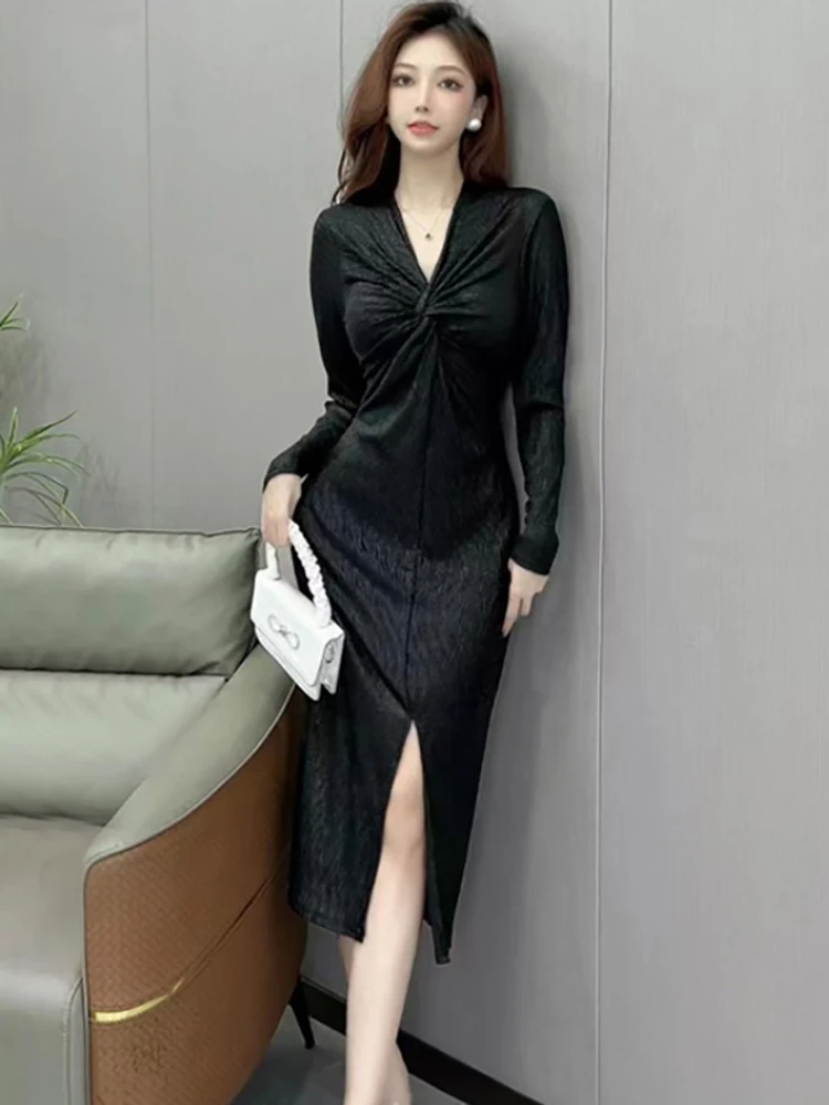 الخريف الشتاء الأسود مطوي Bodycon فستان بفتحة عنق على شكل v المرأة طويلة الأكمام سلسلة ضمادة فستان 2025 الكورية خمر فستان سهرة فاخر #3