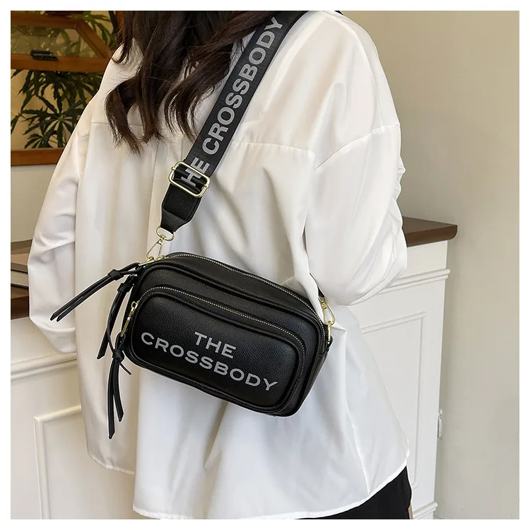 ‌ حقيبة كروس عصرية لعام 2025 - محفظة كتف مطبوعة بأحرف بسيطة للنساء، حقيبة يومية متعددة الاستخدامات مع حزام قابل للتعديل ‌