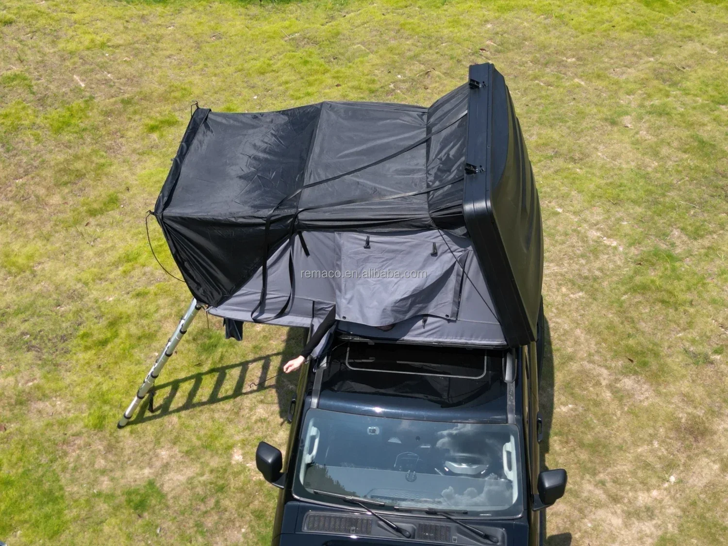 Best Selling SUV 4 Person Camping Car Hard Side 160 Rooftop Tent Large Inner Space Clamshell ABS Hard Shell Roof Top Tents