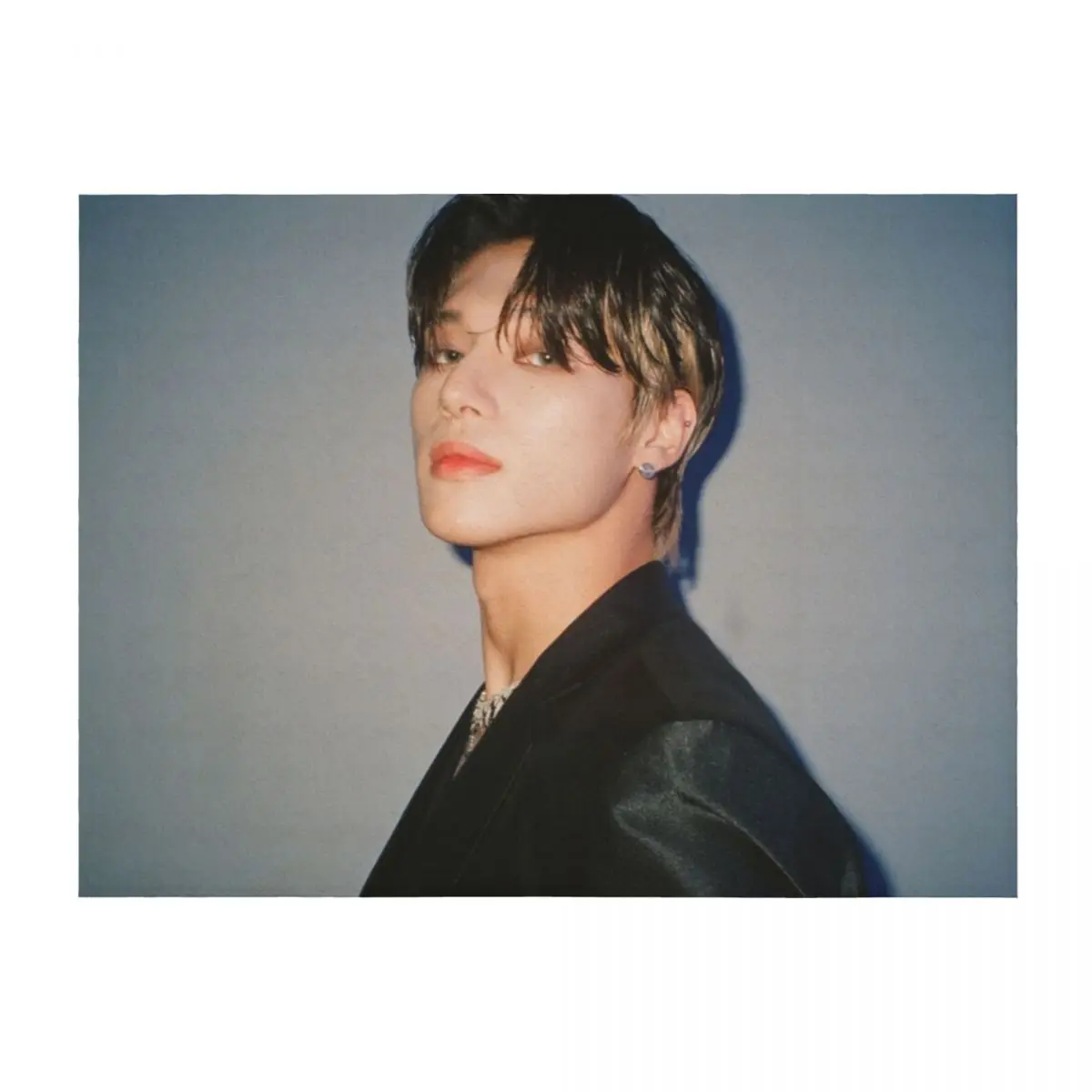 

ATEEZ Wooyoung Throw Blanket Retros Plaid Vintage Kid'S Blankets