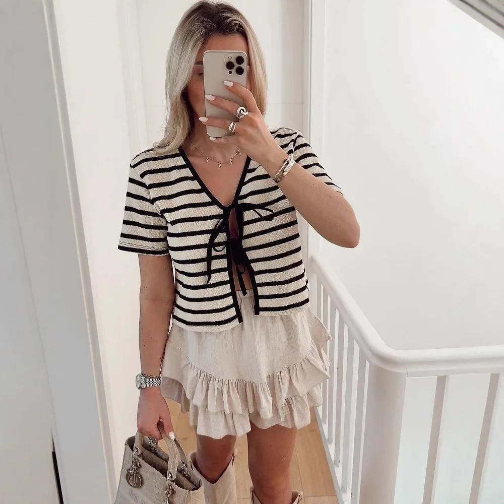 2025 Spring and Summer Striped Lace up New Cardigan Patchwork Fashionable Short Sleeved Women's Knitted Sweater