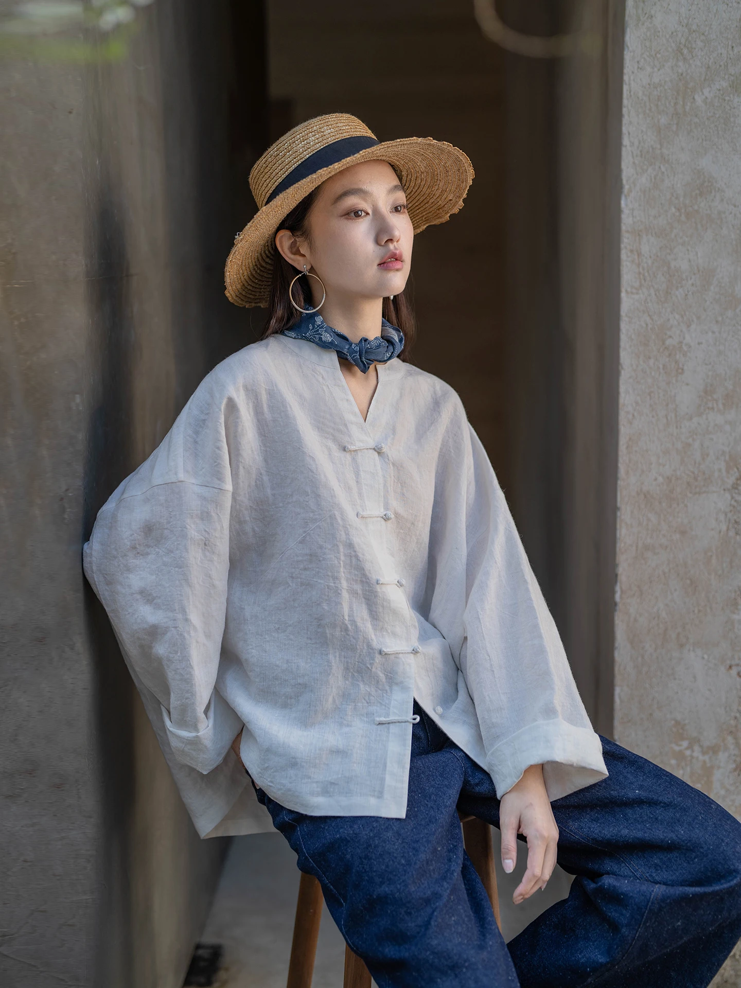 

Женская свободная рубашка Han Haax с воротником-стойкой, длинными рукавами, в традиционном китайском стиле, однотонная, с наплечниками