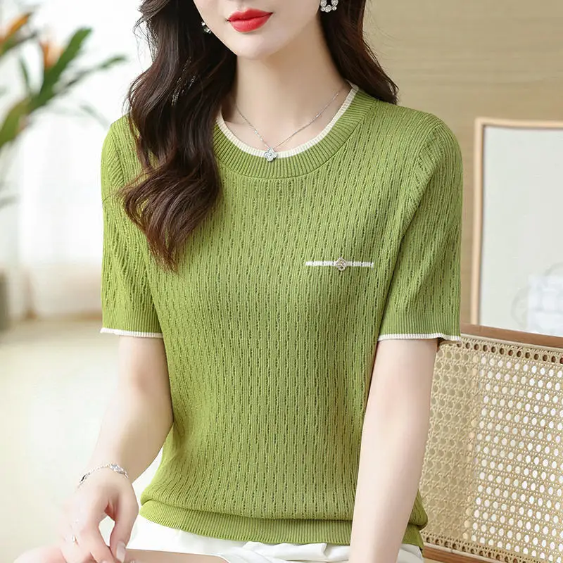 Fashion Mom’s Clothing Summer Ice Silk Hollow Out Short-Sleeved Women Thin Keep Slim Knitted Bottoming Shirt T-Shirt A232