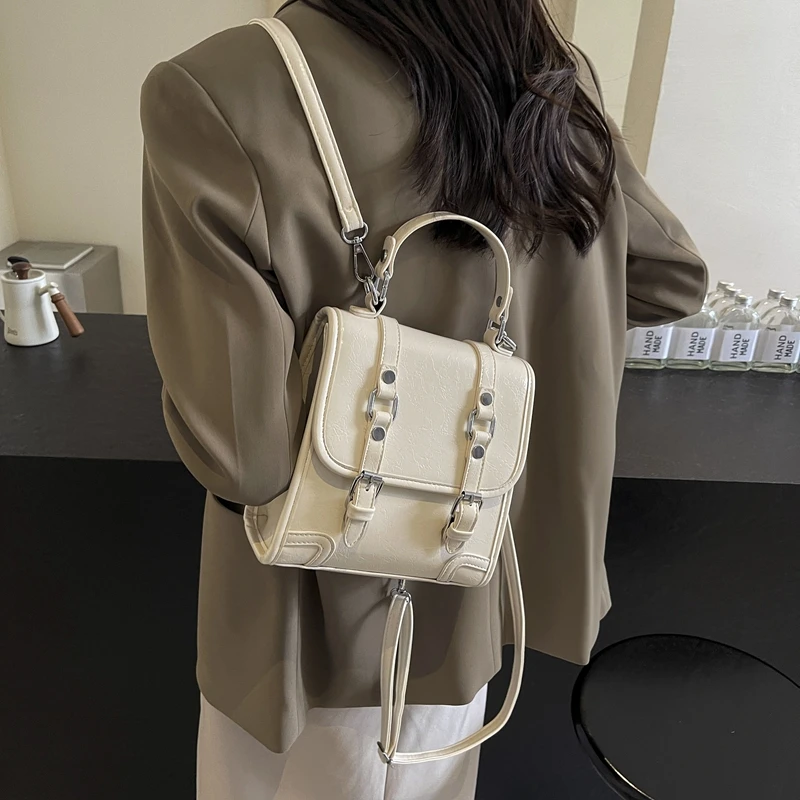 LEFTSIDE-mochila de piel sintética con cinturón pequeño para mujer, morral de viaje para estudiantes, tendencia coreana, nueva tendencia, Y2K, 2024