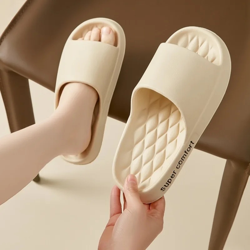 รองเท้าแตะพื้นหนานุ่มสำหรับผู้ชาย รองเท้าแตะแบบสวมพื้นนุ่มสบายสำหรับผู้หญิง รองเท้าแตะชายหาดฤดูร้อนกันลื่น รองเท้าแตะสำหรับห้องน้ำ