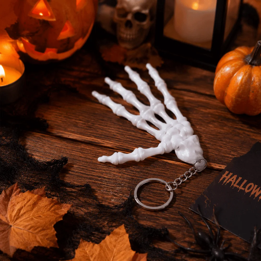 Creative Skeleton Hand Keychain Handmade 3D Printed Movable Skeleton Hand Novelty Portable Skull Hand Key Ring Desk