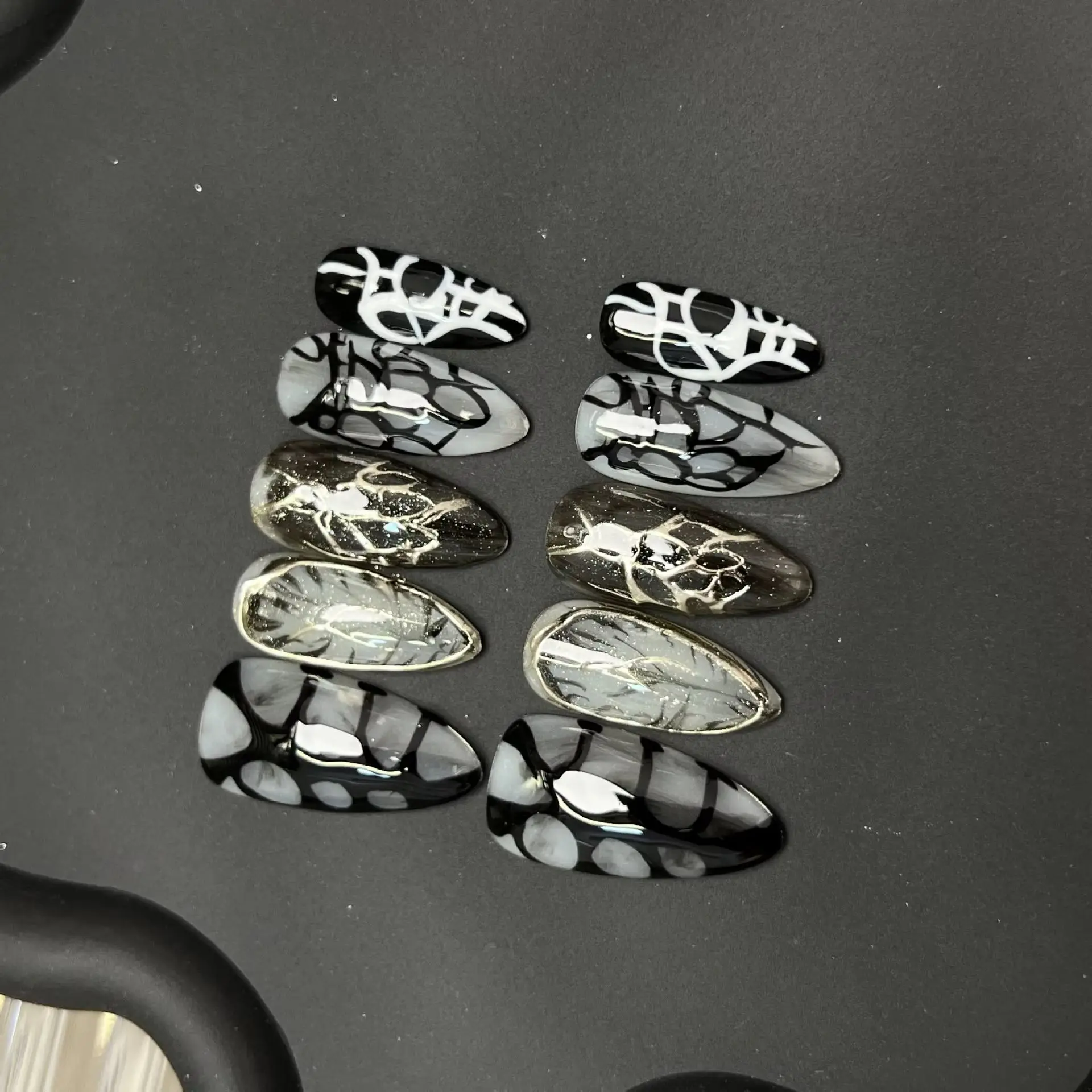 

10 шт., накладные ногти Spice Girls Y2k, ручная работа с крокодиловым узором, френч-пресс на ногтях, милые, крутые, черные, миндалевидные, съемные накладные ногти