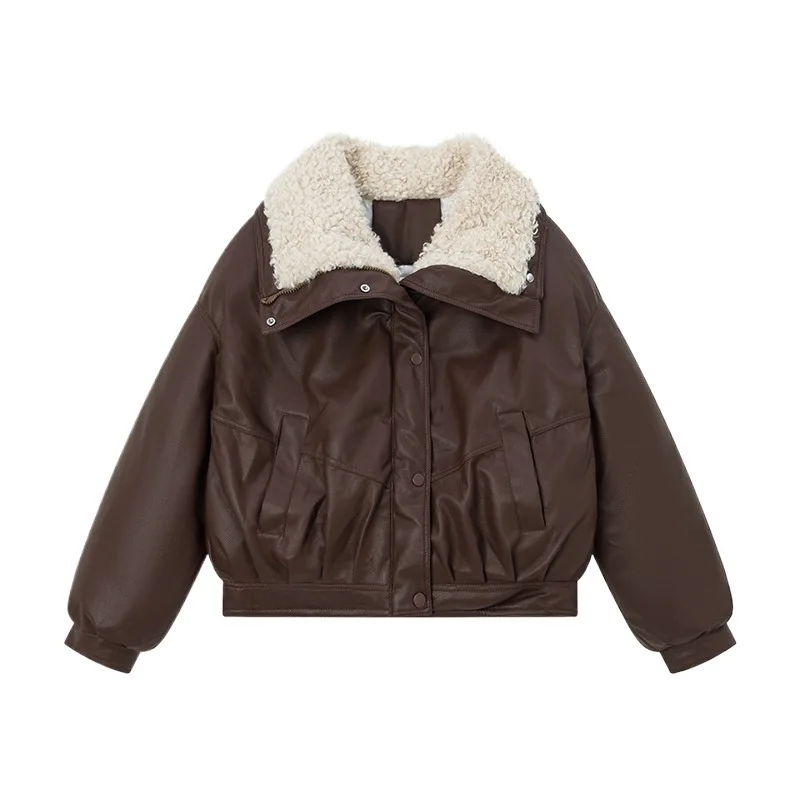 Chaqueta corta acolchada de algodón y piel de cordero versátil para mujer con cuello de piel para invierno abrigo forrado de PU nueva moda prendas de vestir exteriores