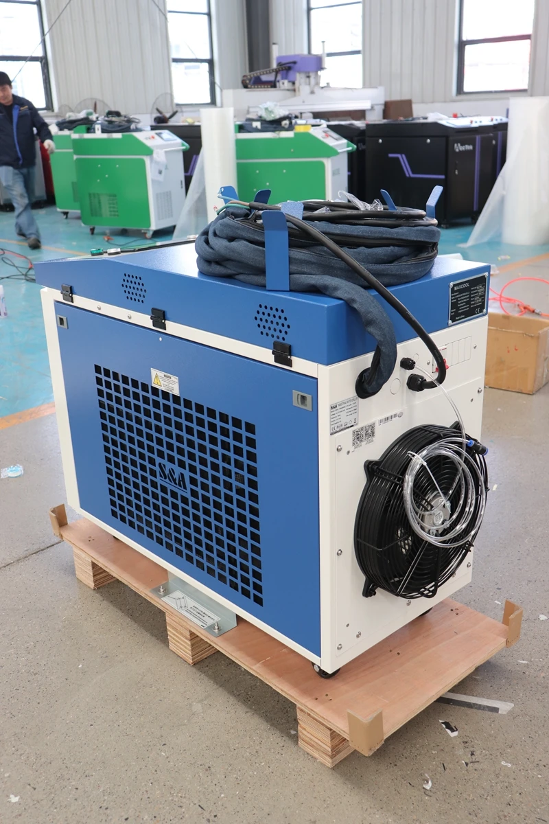 2000w Portable cleaner welder laser cleaning and welding machine rust paint removing metal cutting 3 in 1