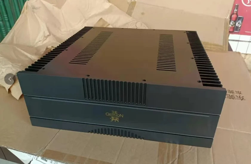 

Gryphon All aluminum amplifier chassis / Preamplifier case / AMP Enclosure DIY box (430 *150*413mm)