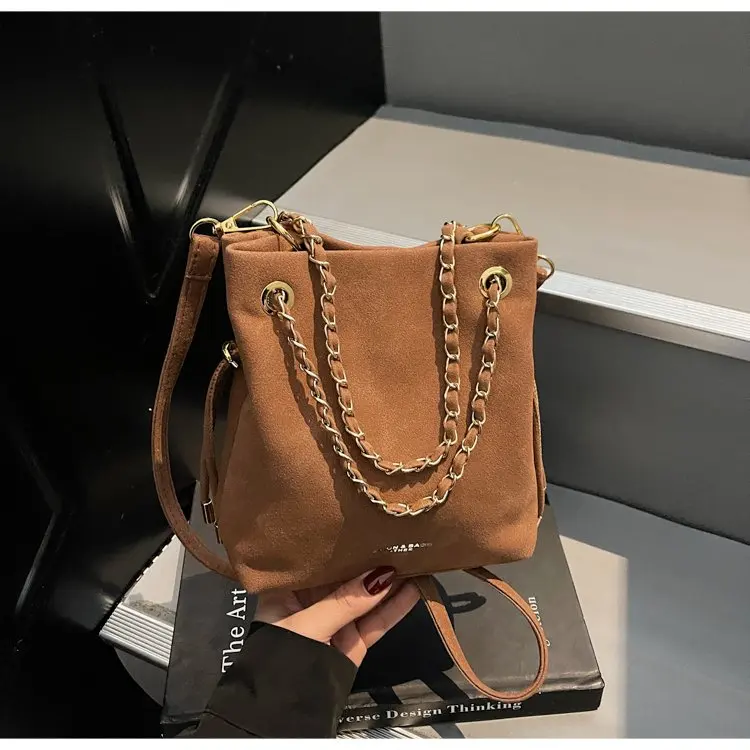 

Autumn New 2593 Fashion Simple Niche Design Trend Light Luxury Simple Versatile Retro Shoulder Handbag