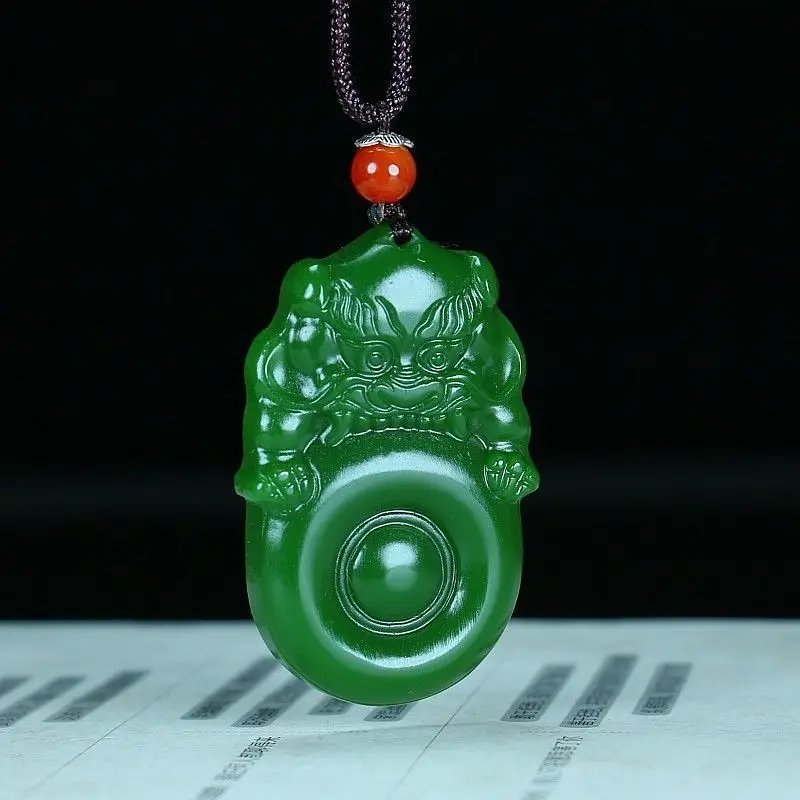 

Новый кулон-застежка в форме льва из яшмы цвета шпинатного зеленого для мужчин и женщин.