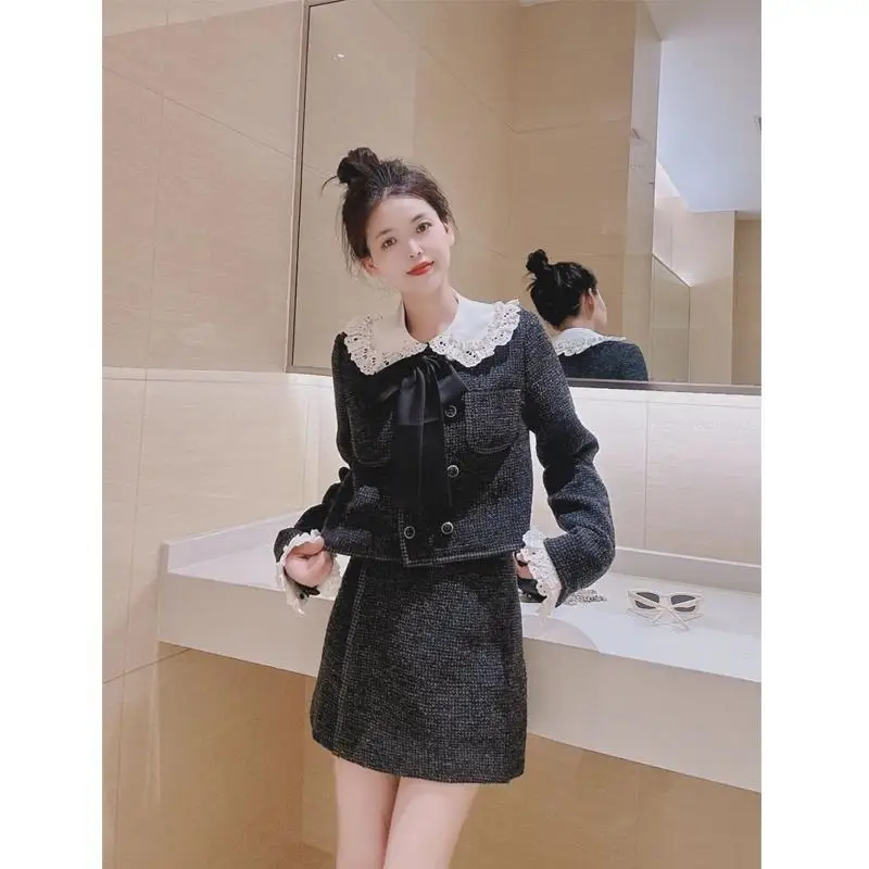 Temperament Ladies Fashionable Coat Women's Clothing Small Fragrance Suit Women's Autumn Winter Short Skirt Two-piece Suit