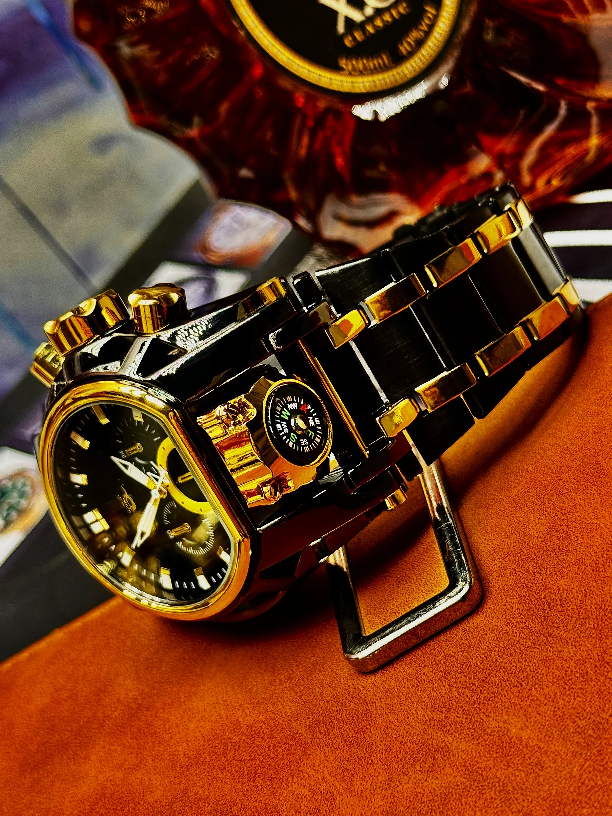 Clown Series Guide Ball Punk Quirky Men's Personality Watch, Fashionable Youth Trendy Gold Steel Luminous Watch, Trendy Gift Watch, the Best Gift for Him - view 5