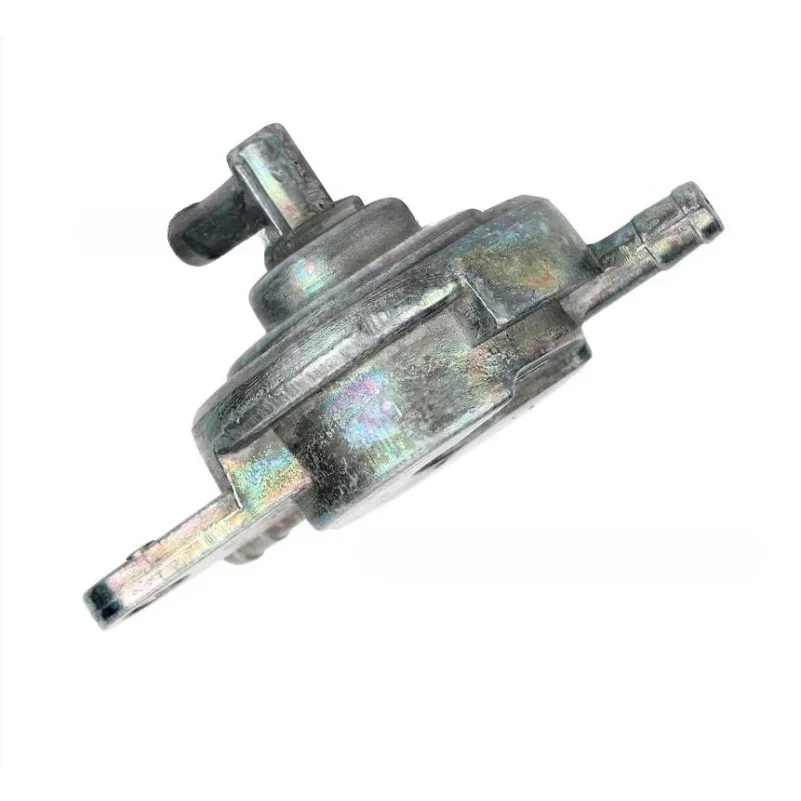 Motorcycle ATV four-wheel beach accessories GY6 50-150CC power pedal gasoline pump oil switch three-way hole