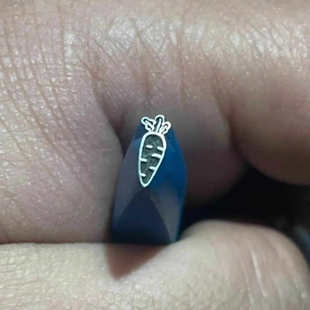 

Jewelry Stamps, Gold and Silver Bracelets, Rings, Engraving Dies, Carrot Steel Stamps, Gold-Making Tools