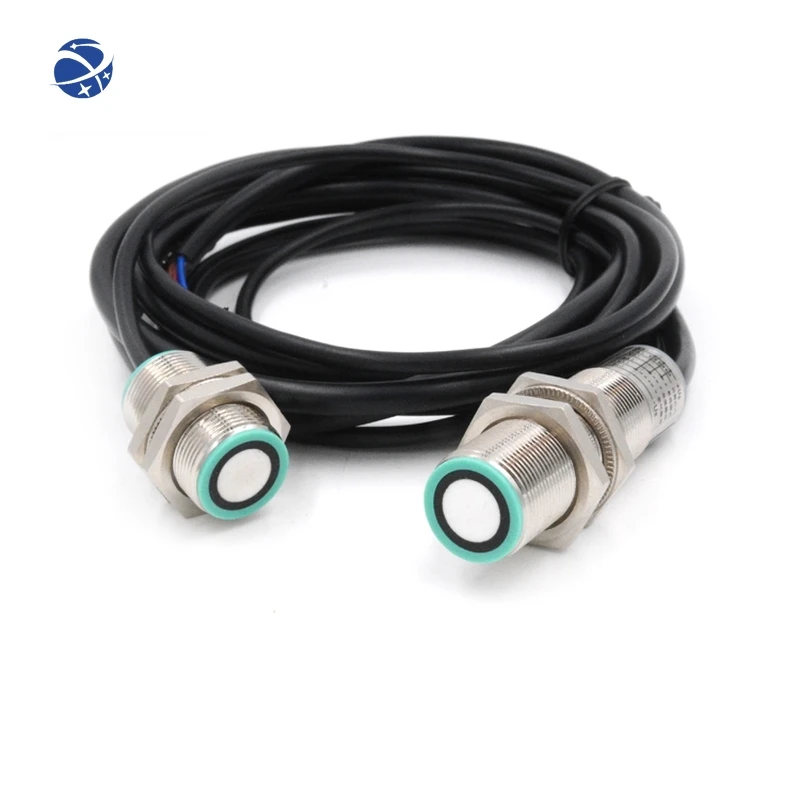 

YUNYI Cable Connection 3-wire NPN double-sheet sensor ultrasonic proximity sensor