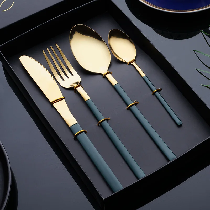 

Stainless Steel Dinnerware Set Western Steak Knife Forks Spoon Cutlery Set Portable Dishes Cubiertos Kitchen Stuff Tableware